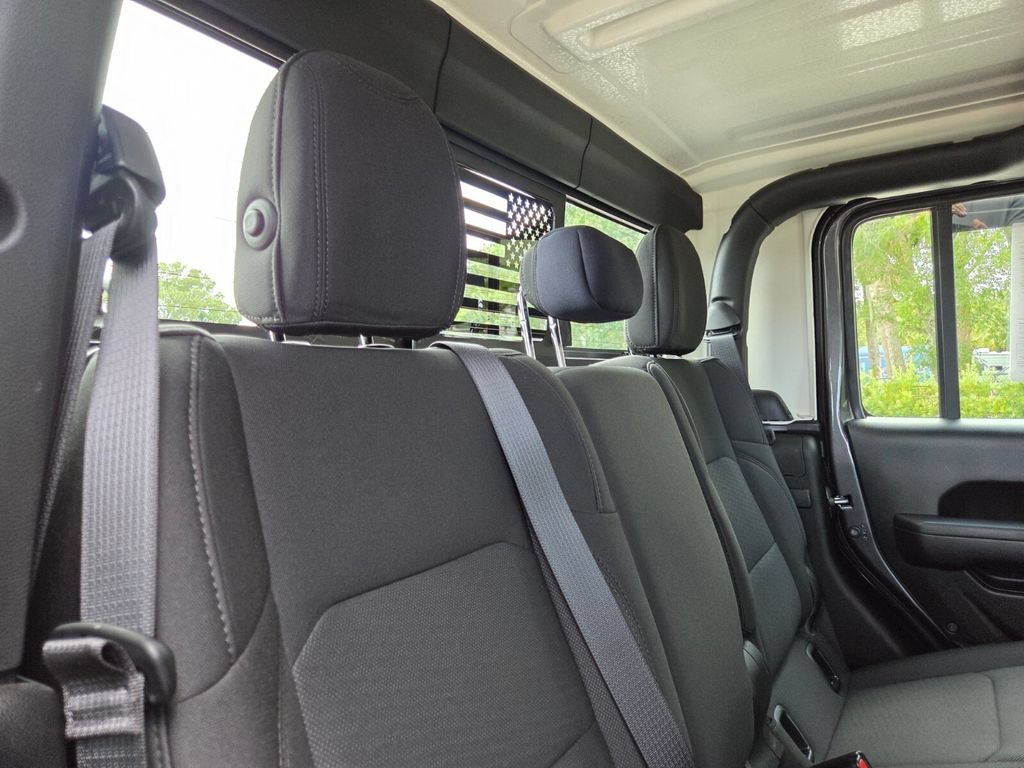 Certified Used 2023 Granite Crystal Metallic Clearcoat Jeep Sport image 19