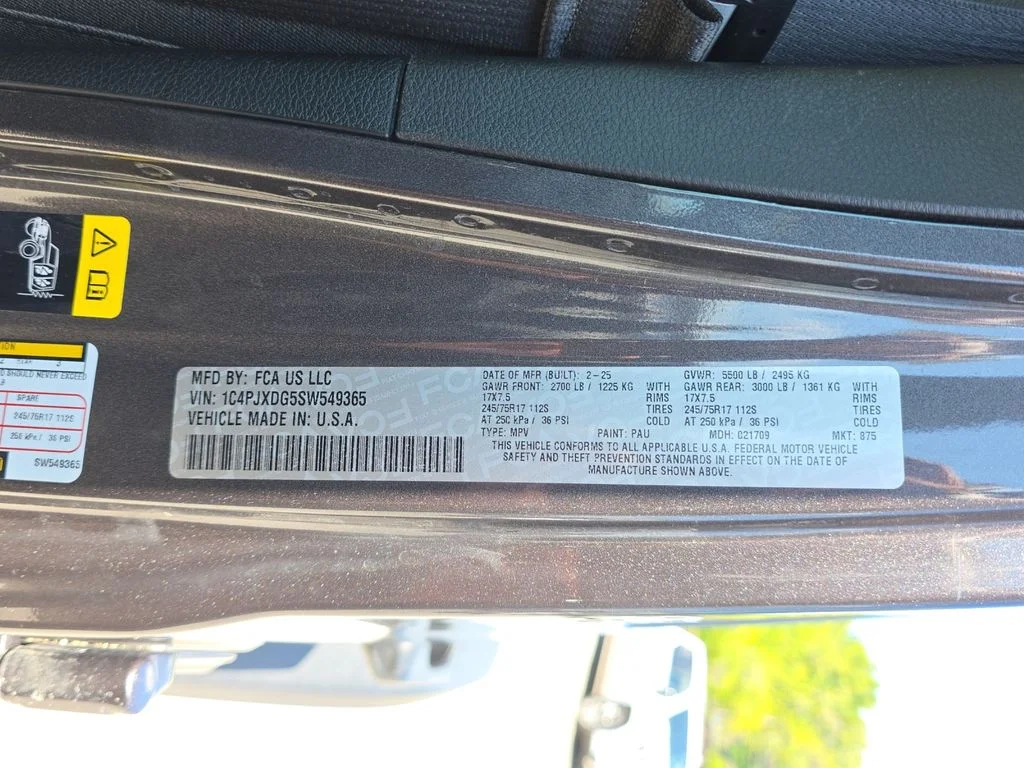 Used 2025 Gray Jeep Sport S image 20