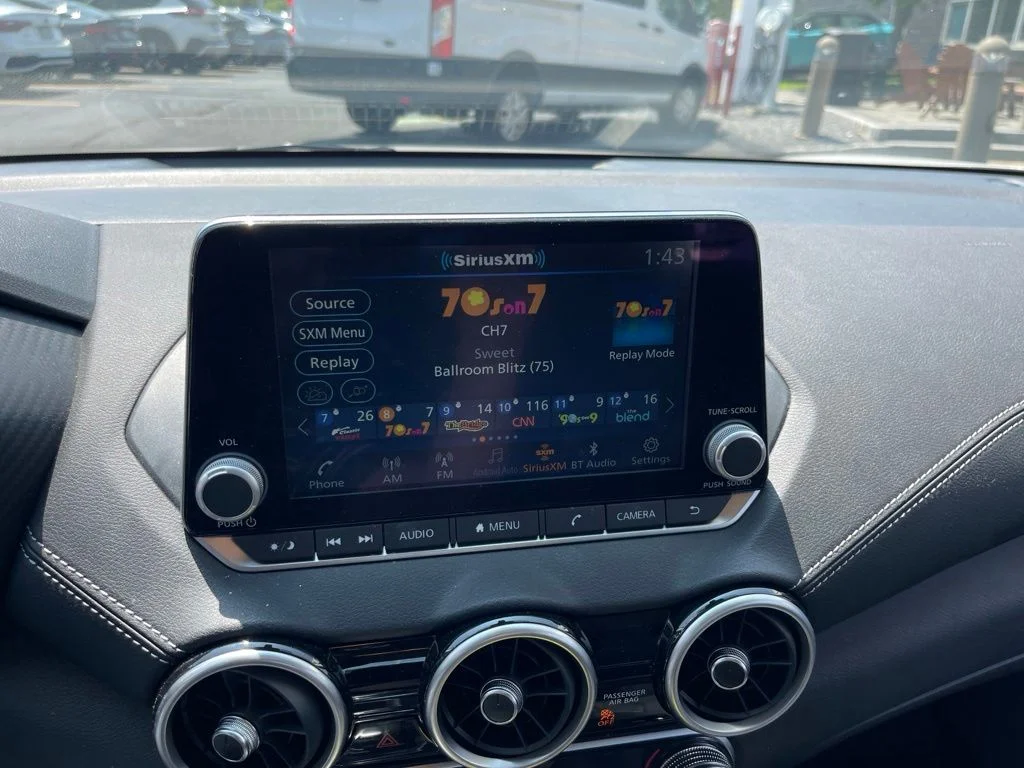 2025 Nissan Sentra SV - Photo 14
