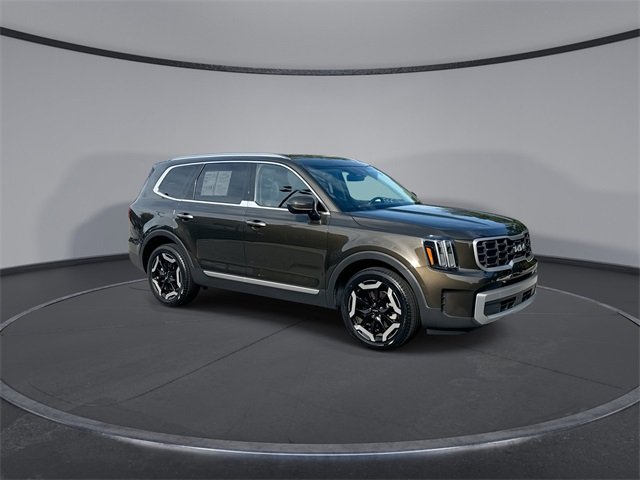 2023 Kia Telluride S photo 2