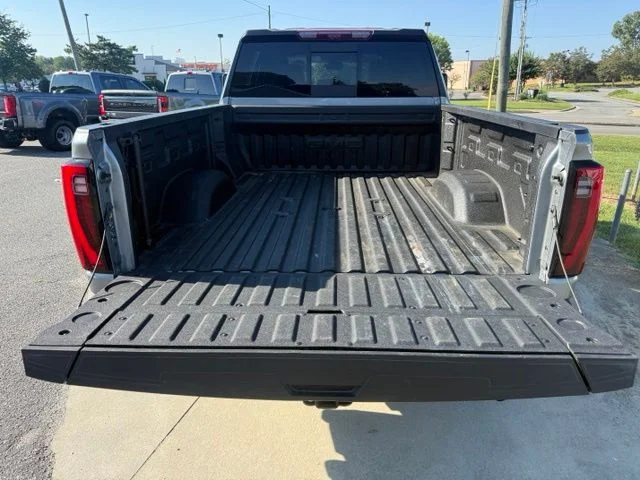 Used 2025 Silver GMC Denali image 8