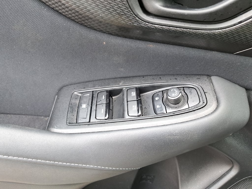 Certified Used 2025 White Subaru 2.5i image 24