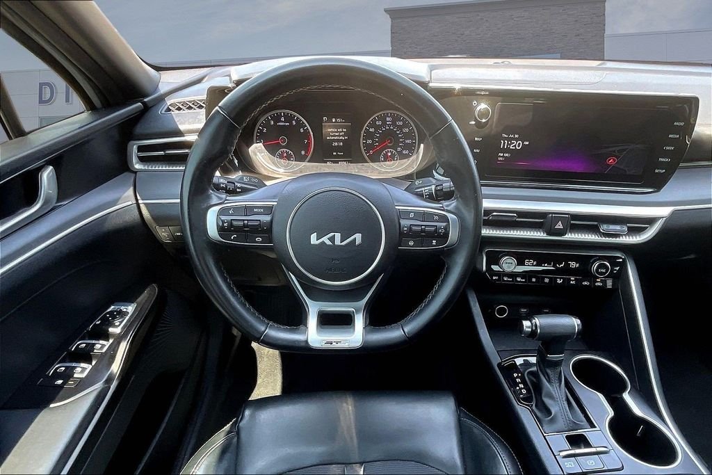 Used 2024 Wolf Gray Kia GT-Line image 8