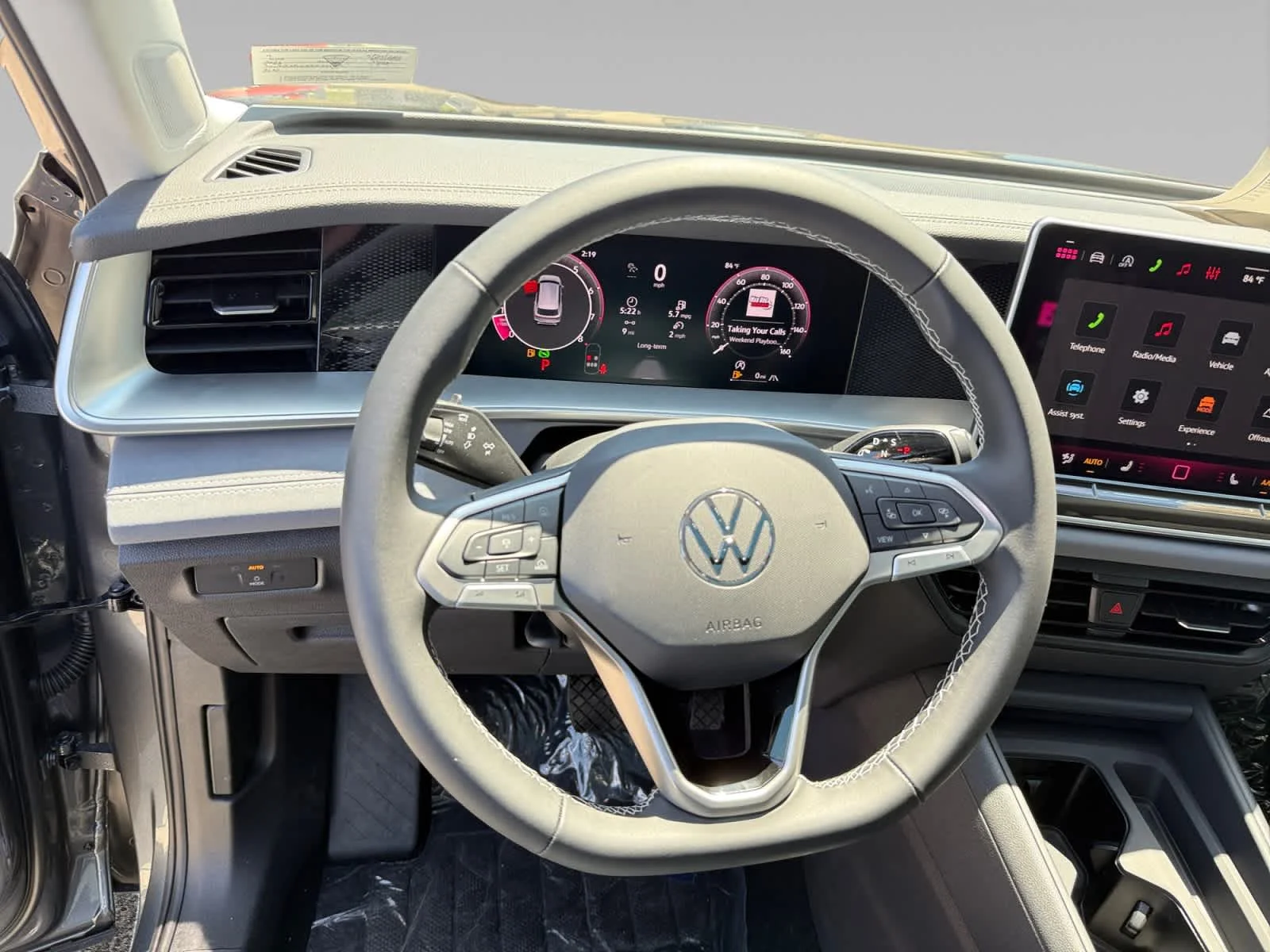 2026 Volkswagen Tiguan SE - Photo 13