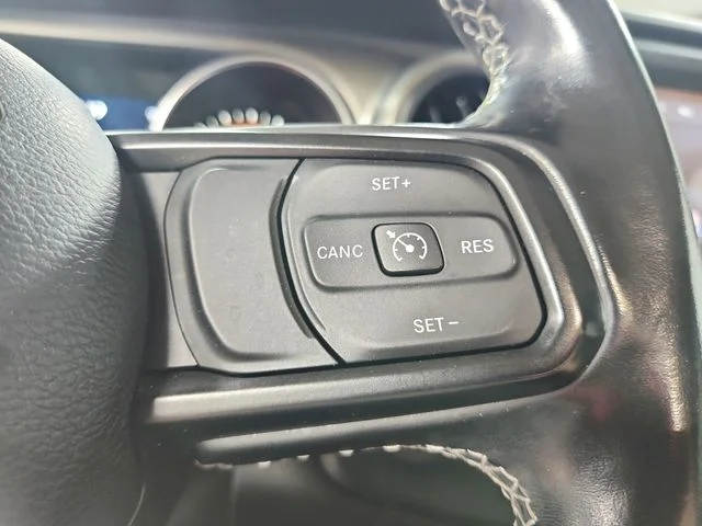 Used 2021 White Jeep Unlimited Sport image 23