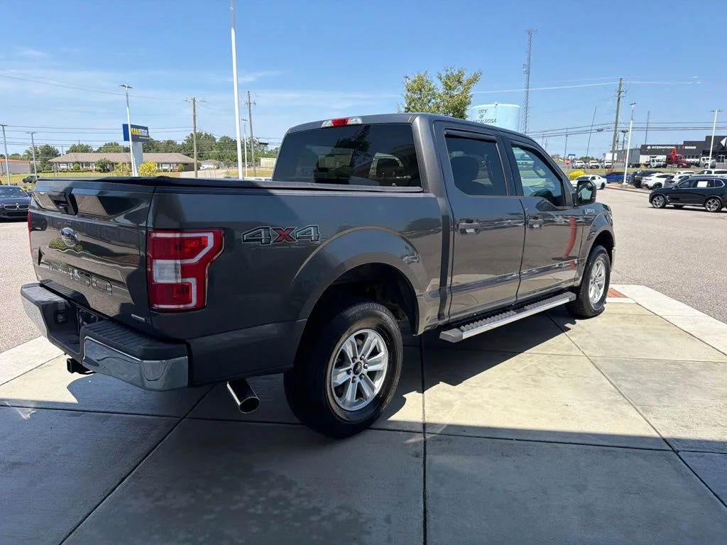 Used 2018 Gray Ford XLT image 6