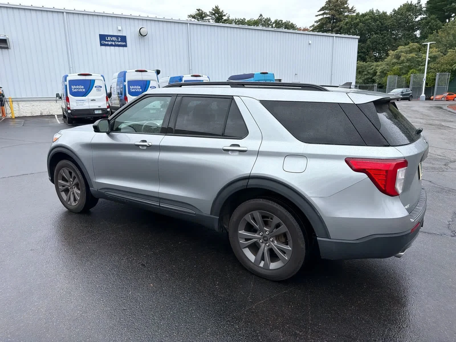 Used 2023 Iconic Silver Metallic Ford XLT image 8
