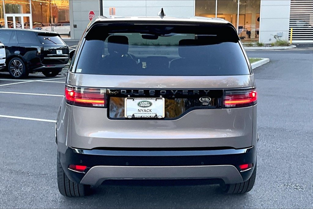 Used 2021 Brown Land Rover HSE R-Dynamic image 4