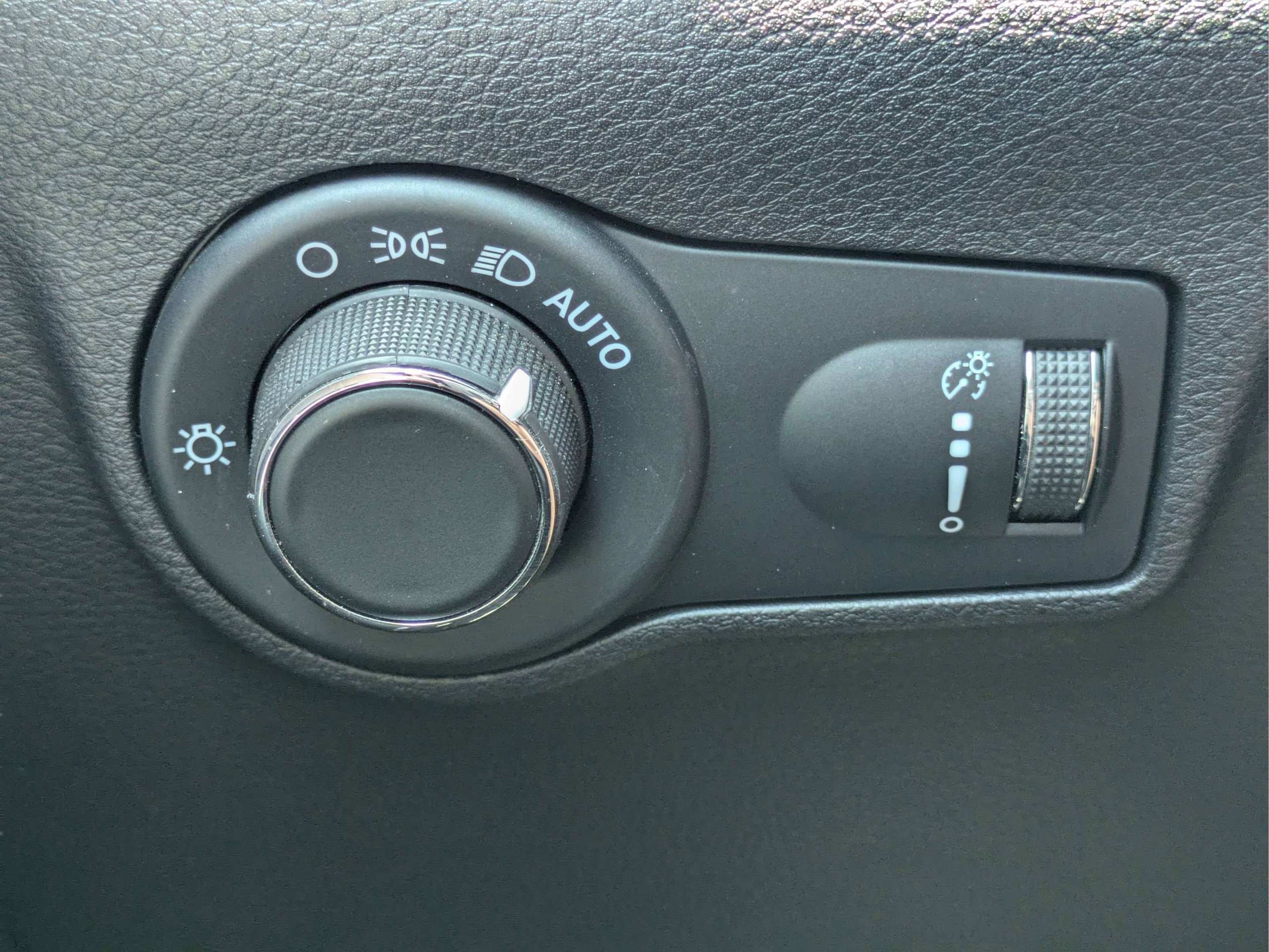 Used 2023 Diamond Black Crystal Pearlcoat Jeep Sport image 22