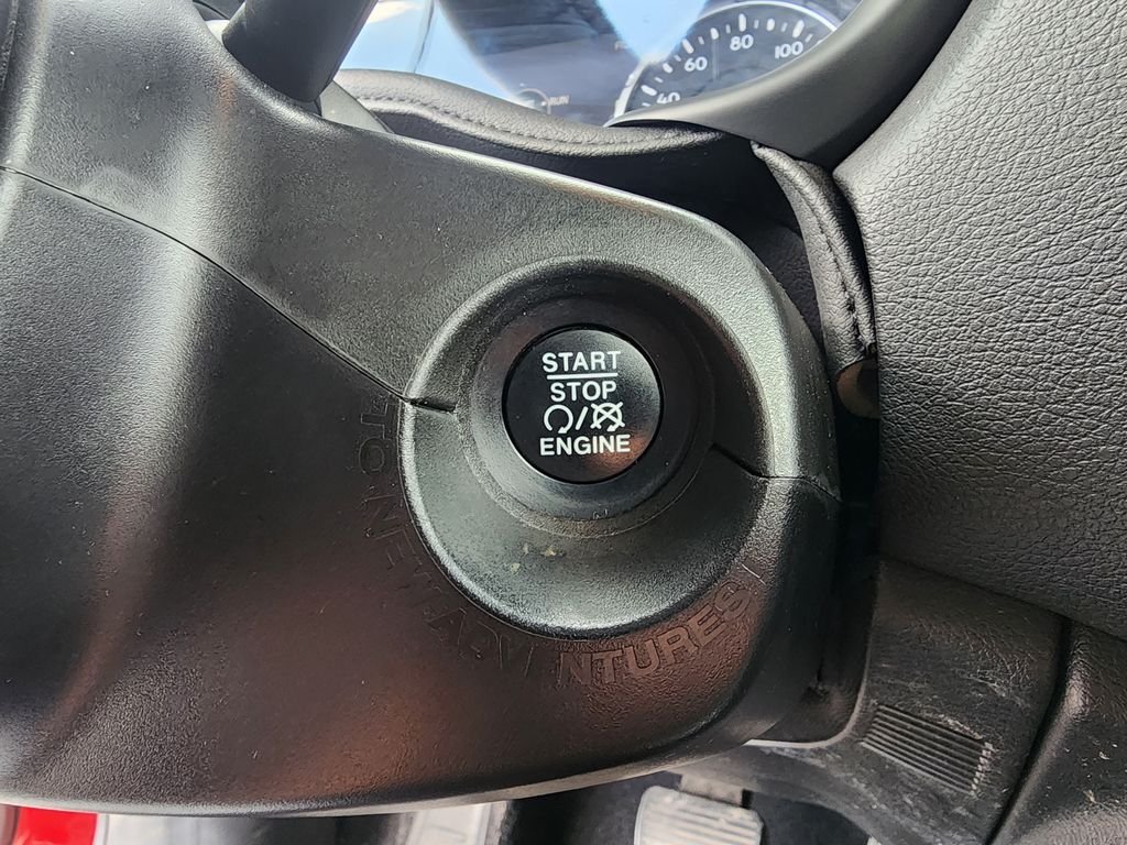 Used 2021 Red Jeep Trailhawk image 30