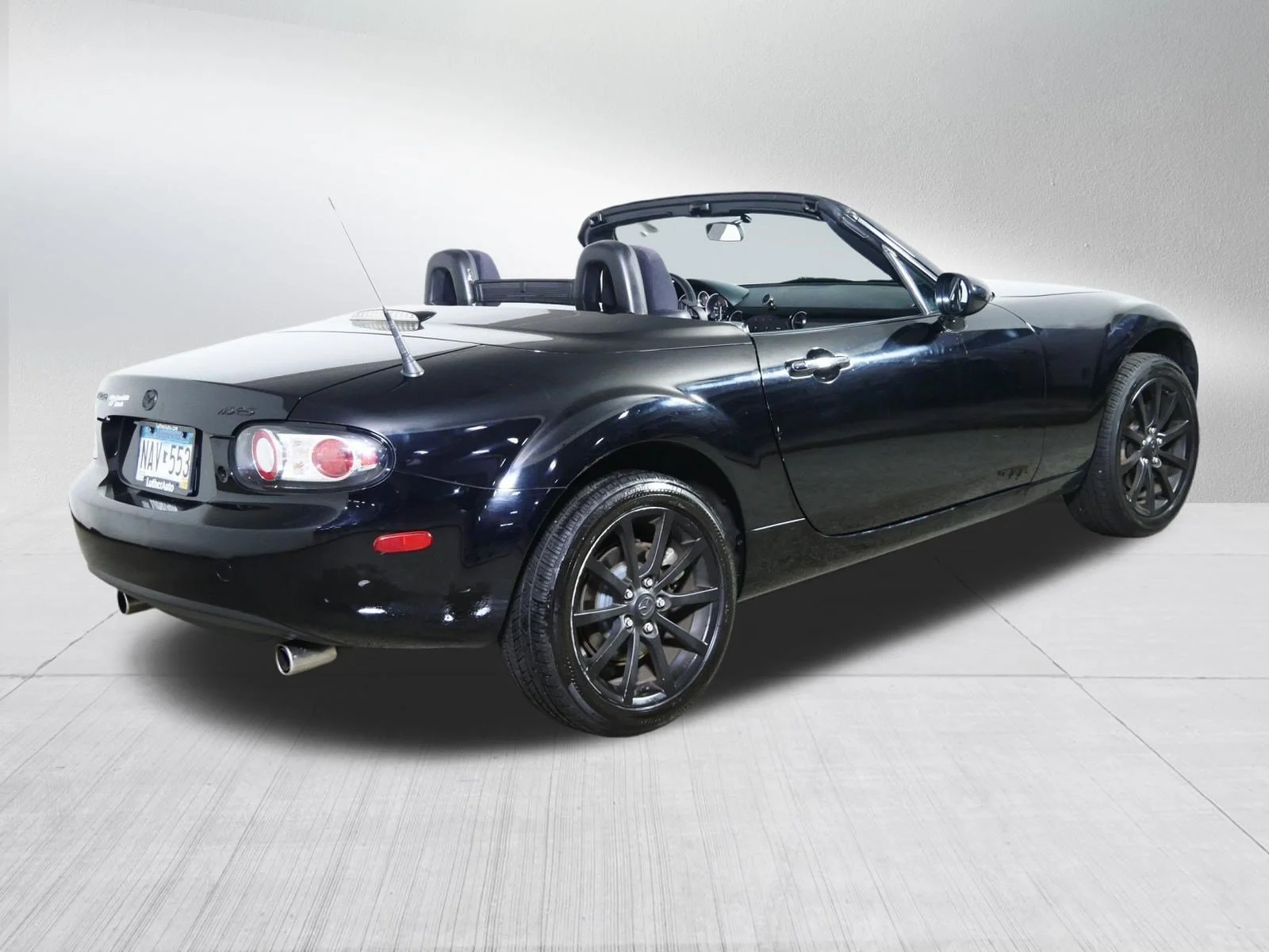 Used 2008 Brilliant Black Mazda Touring image 7