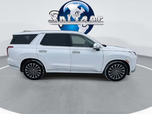 Used 2025 White Hyundai Calligraphy image 17