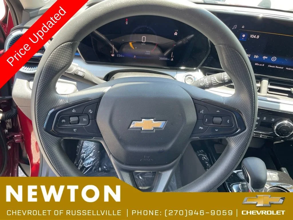 Used 2024 Crimson Metallic Chevrolet LT image 13
