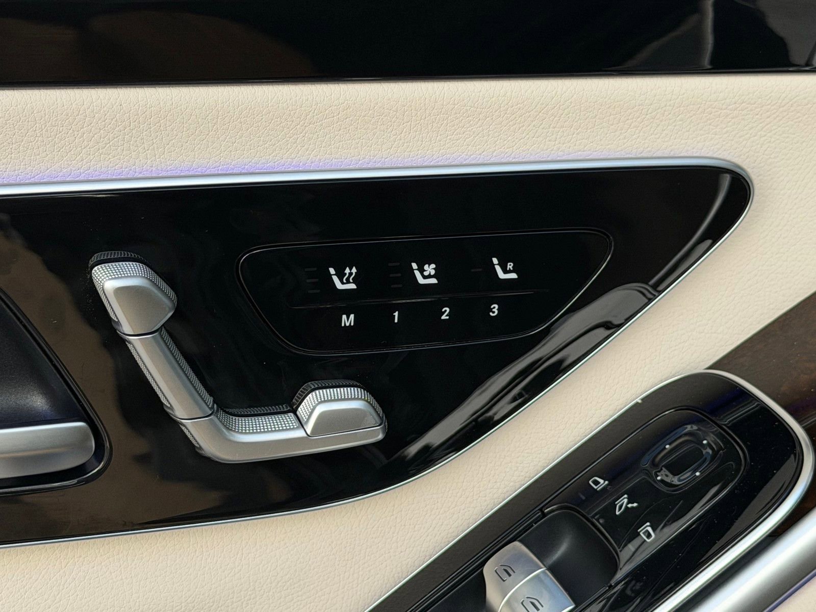 New 2026 Graphite Grey Metallic Mercedes-Benz S 500 image 36