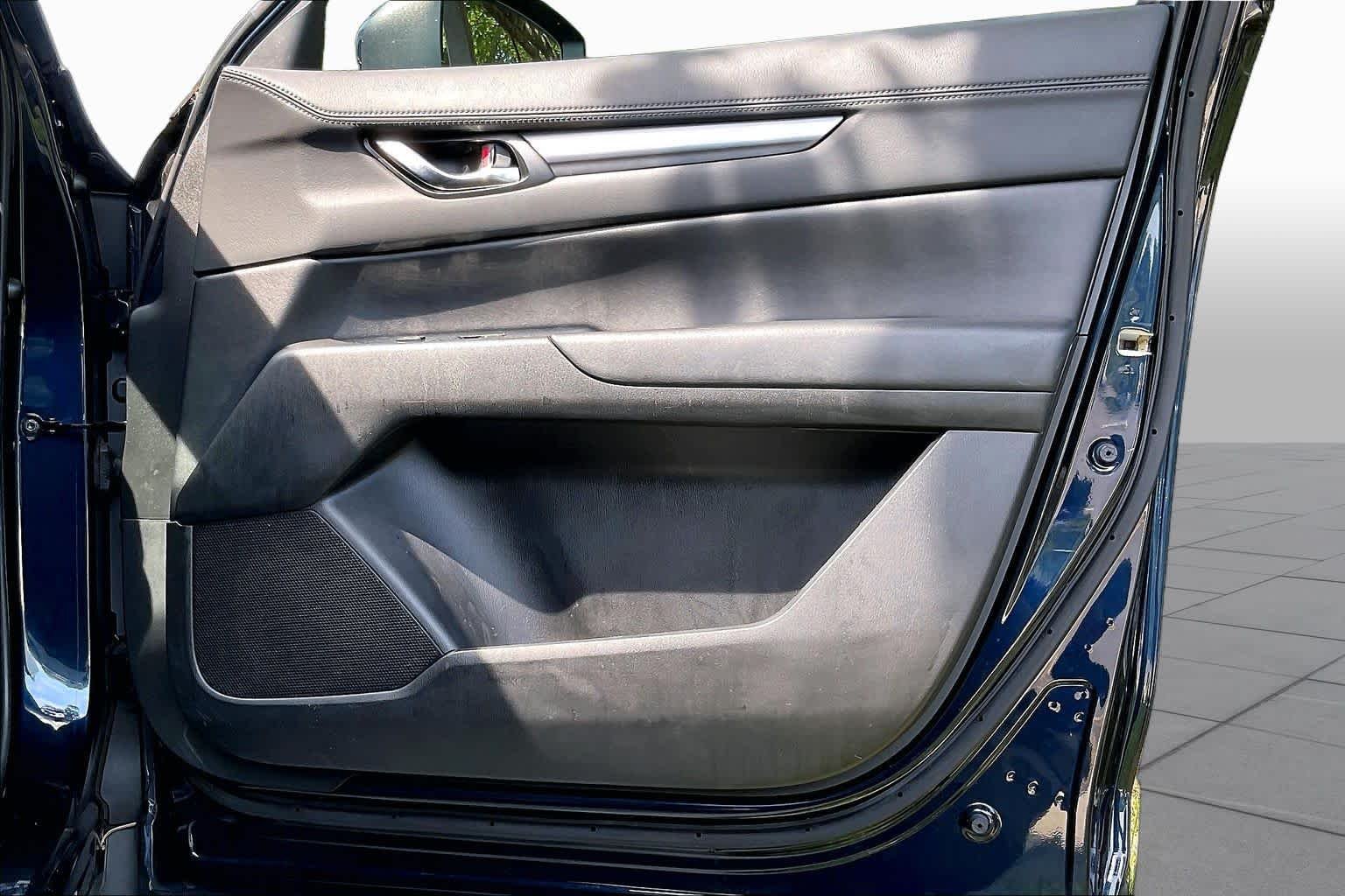 Used 2018 Deep Crystal Blue Mica Mazda Touring image 23