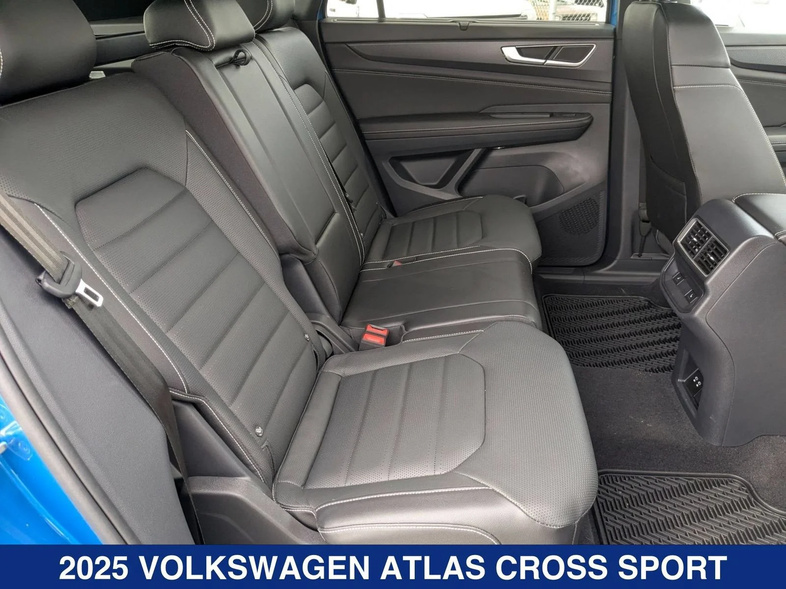 2025 Volkswagen Atlas Cross Sport SEL R-LINE - Photo 18