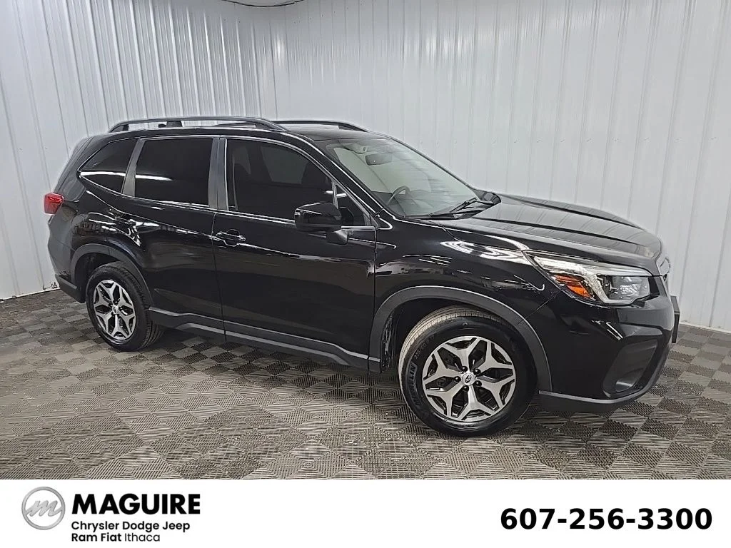 Used 2021 Black Subaru Premium image 1