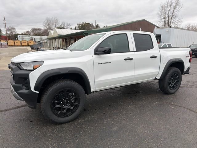 New 2026 Summit White Chevrolet Trail Boss image 7