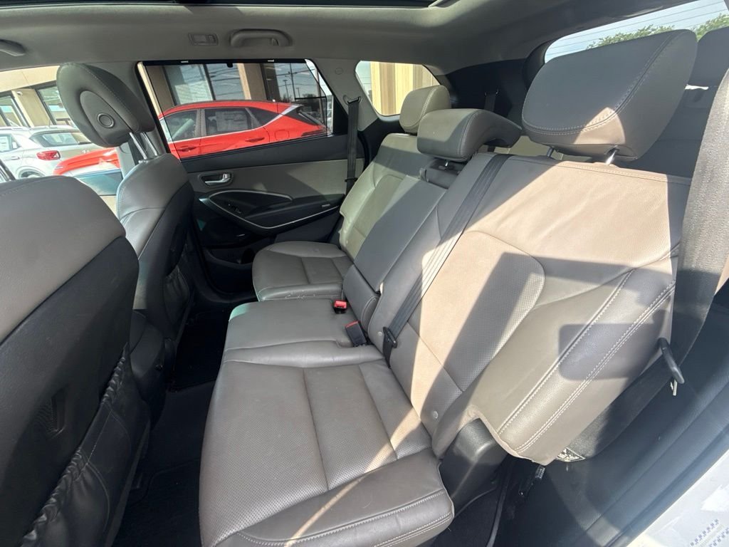 2016 Hyundai Santa Fe SE - Photo 29