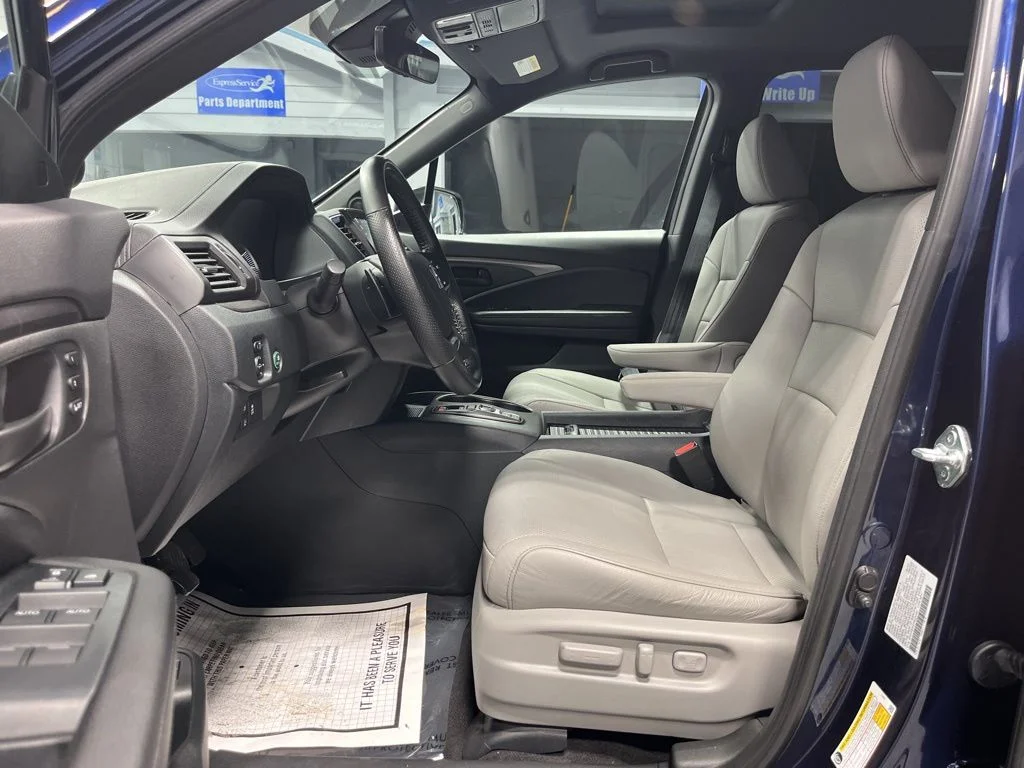Certified Used 2023 Obsidian Blue Pearl Honda AWD EX-L image 12