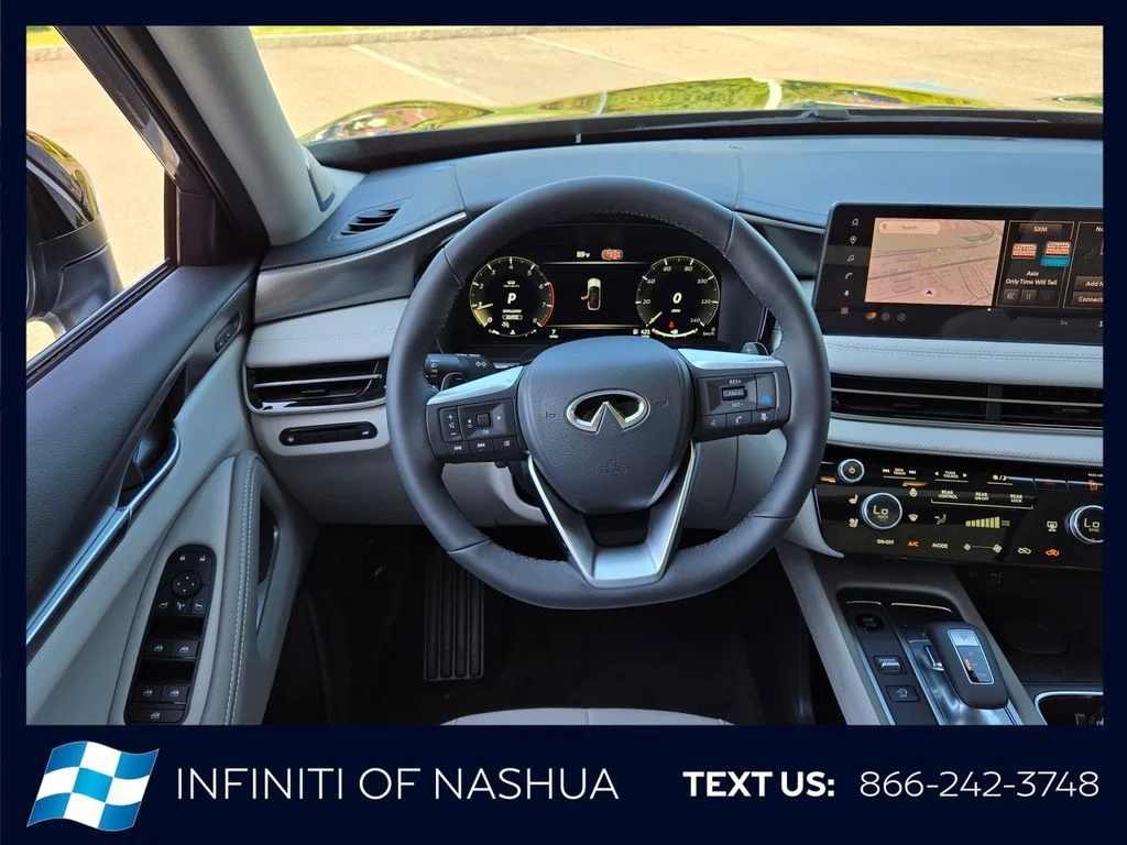 New 2027 GRAPHITE SHADOW INFINITI Luxe AWD image 10