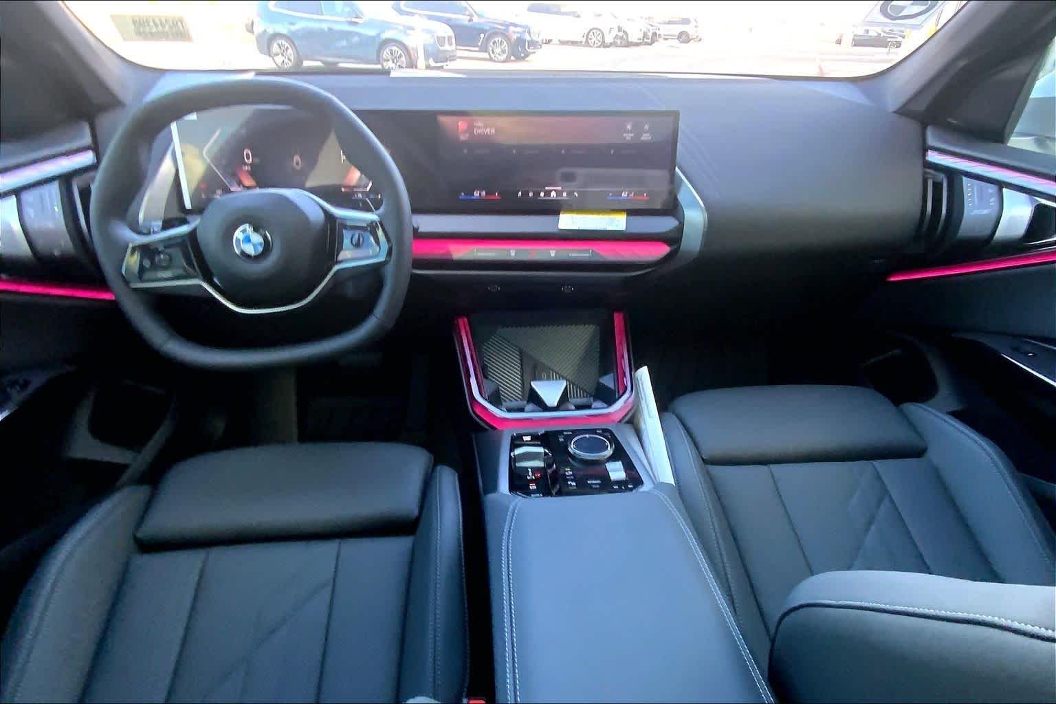 Used 2026 Mineral White Metallic BMW 30 xDrive image 5