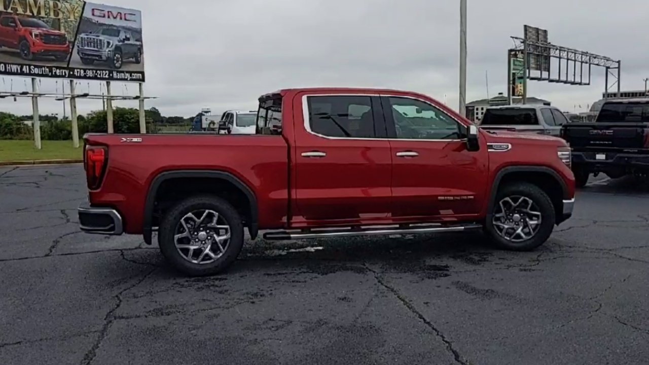 2026 GMC Sierra 1500 SLT - Photo 9