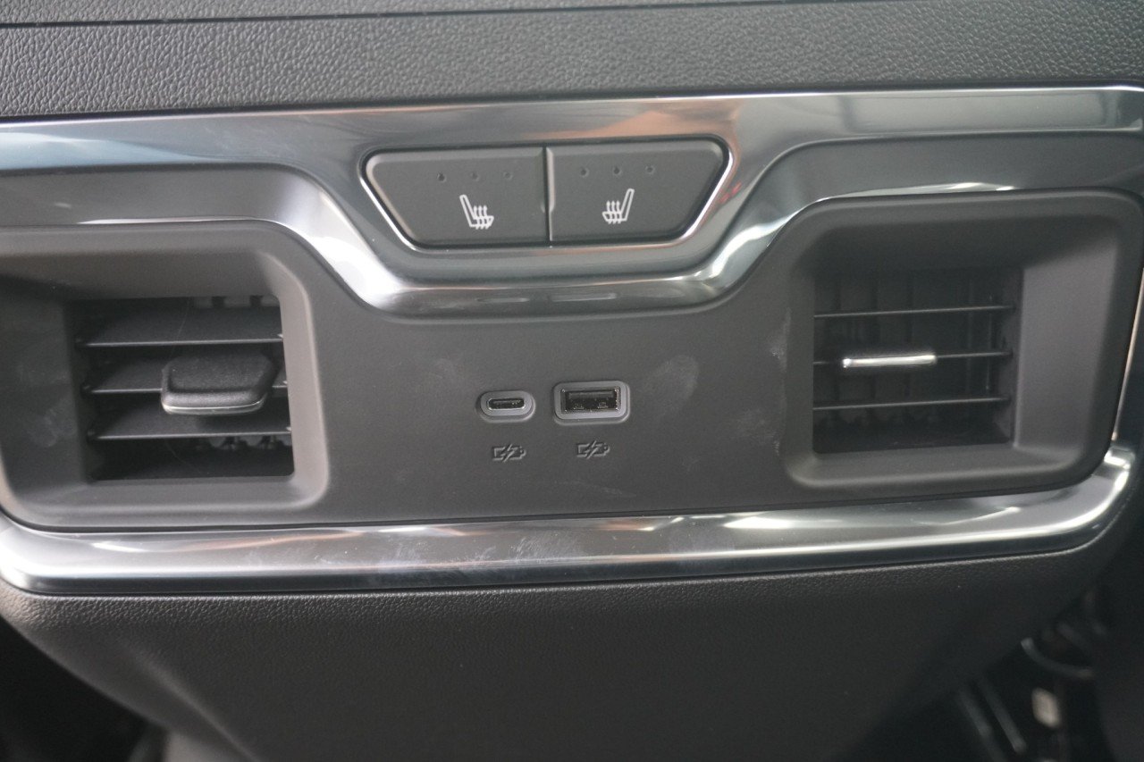 2026 Chevrolet Silverado 1500 High Country - Photo 29