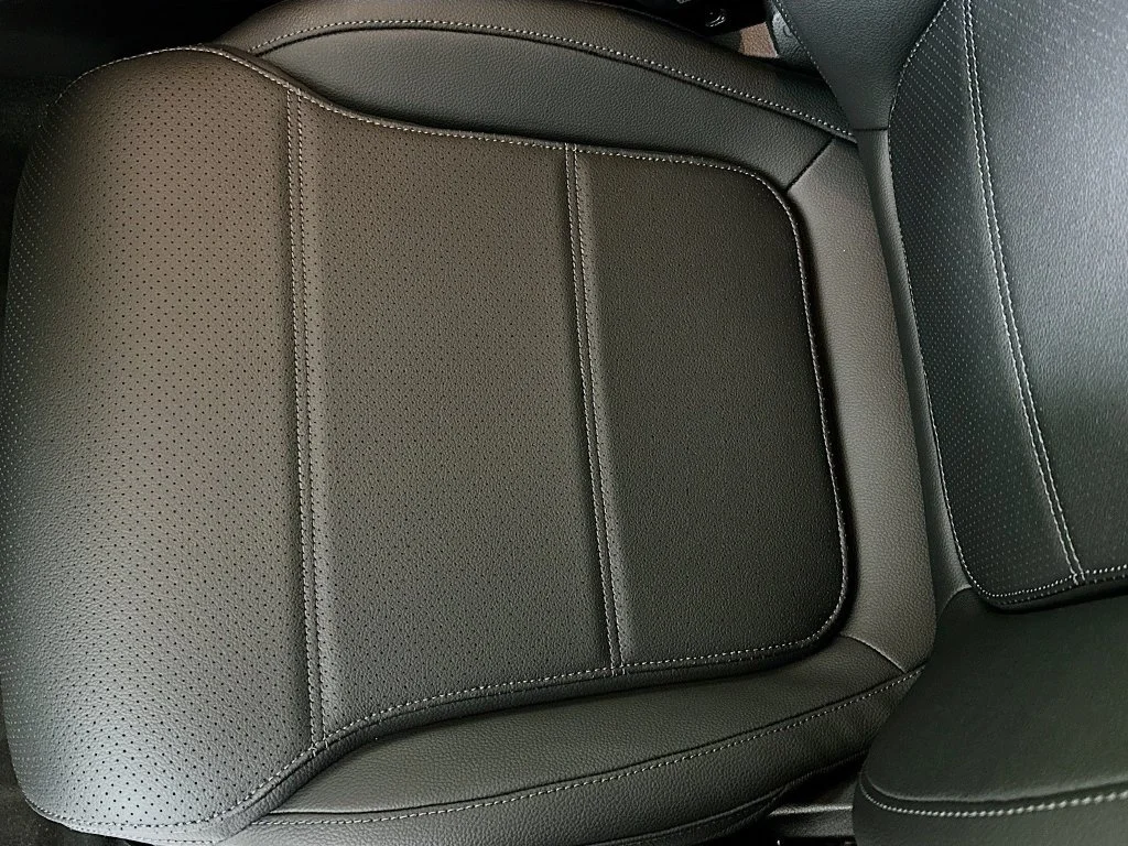 Used 2026 Black Mercedes-Benz GLC 300 image 18