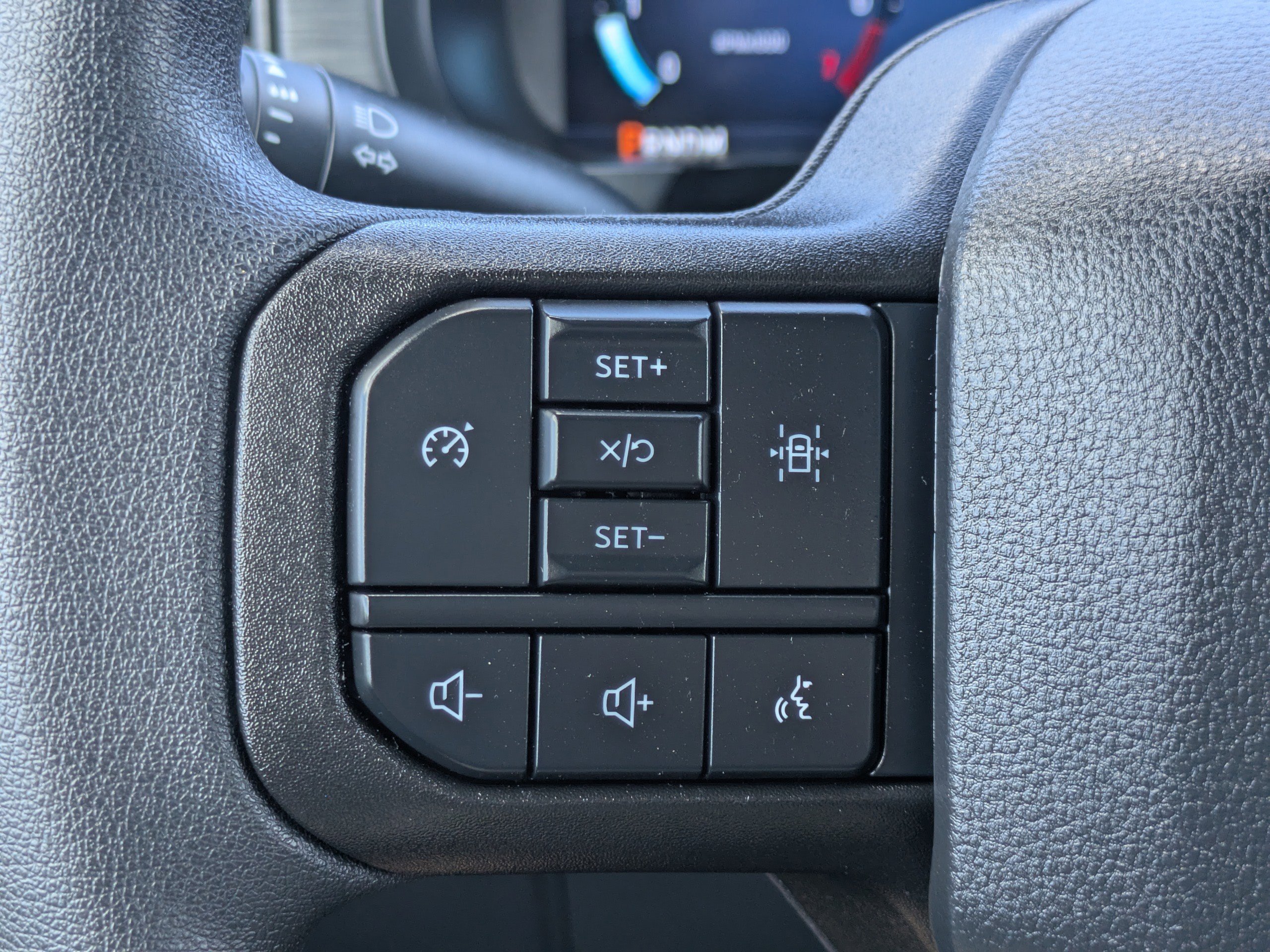 Used 2025  Ford STX image 19