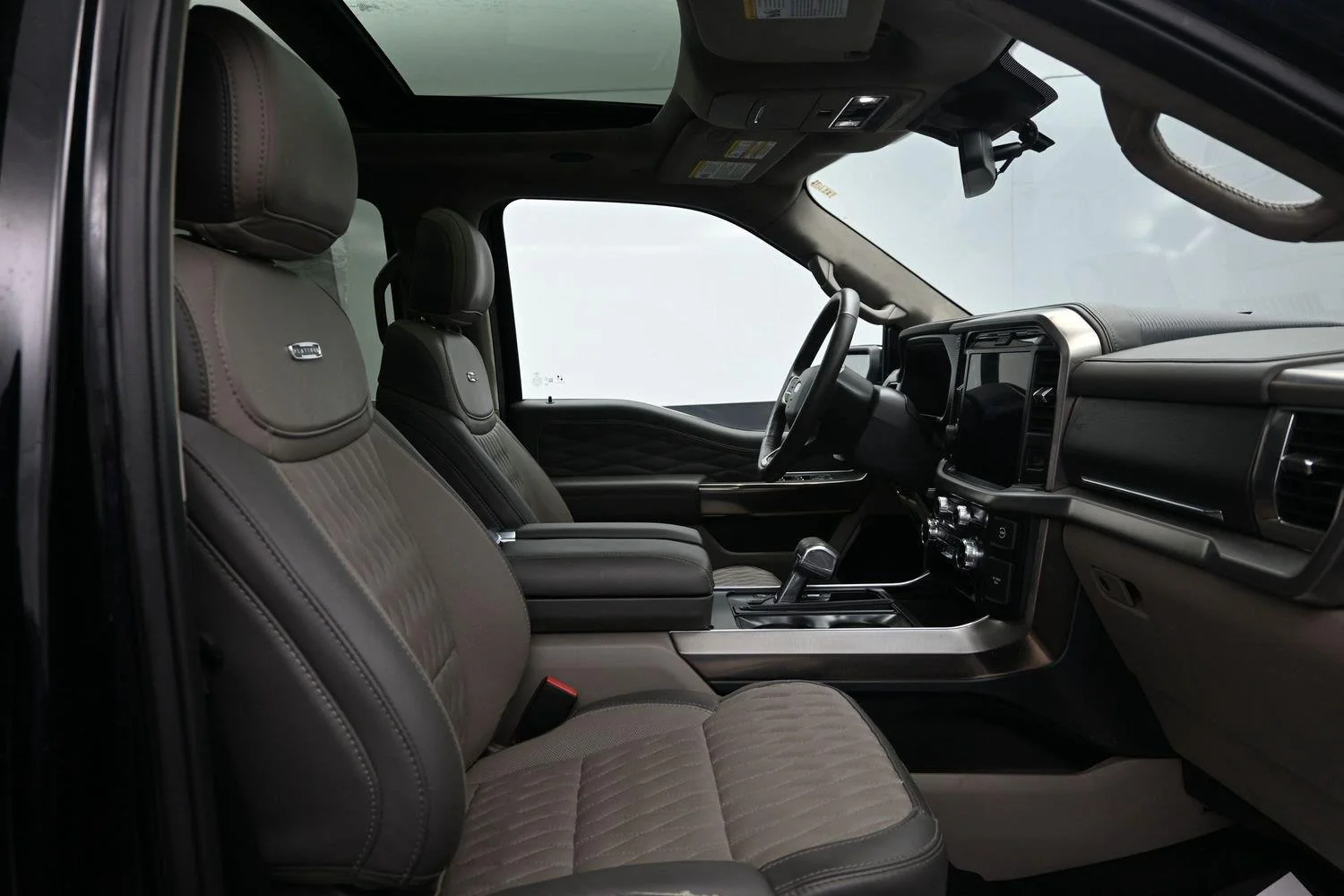 Used 2025 Agate Black Ford Platinum image 13