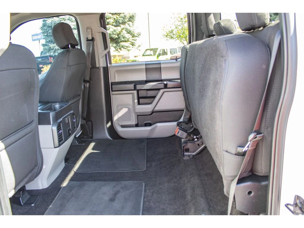 Used 2019 OXFORD WHITE Ford XL image 19