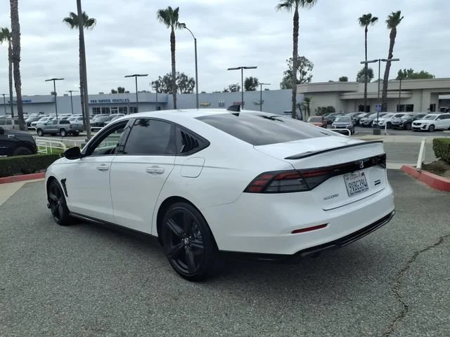 Used 2025 White Honda Sport-L image 6