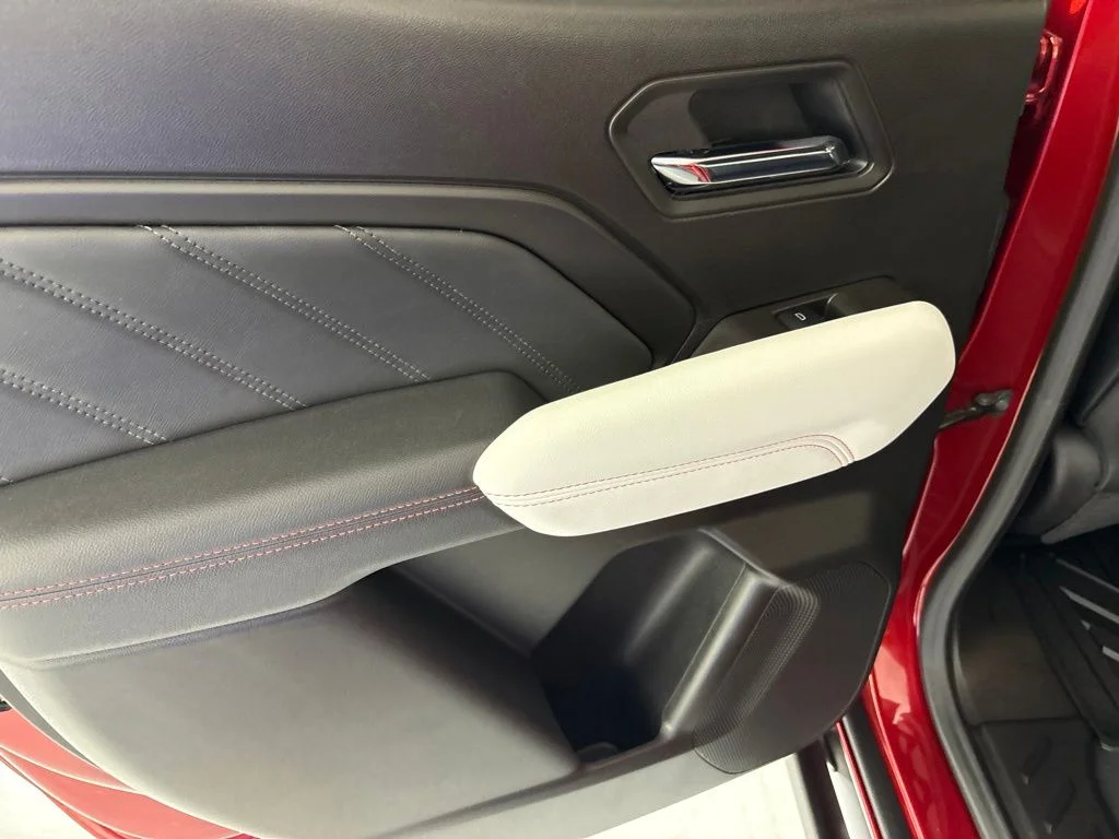 Used 2025 Red GMC AT4X image 23