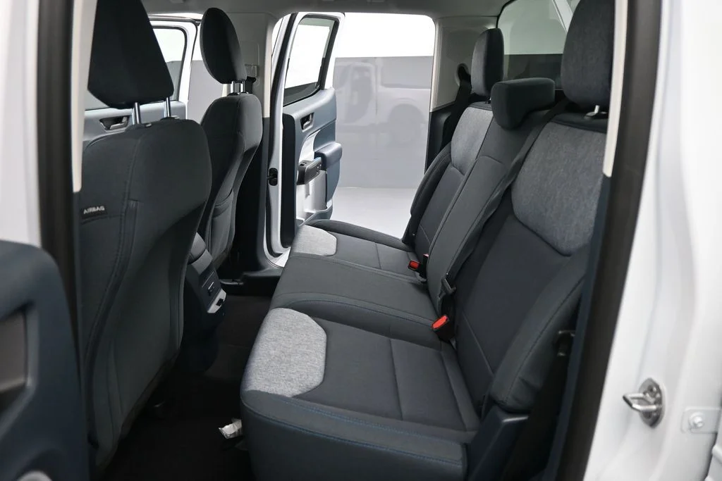 New 2026 White Ford XLT image 16