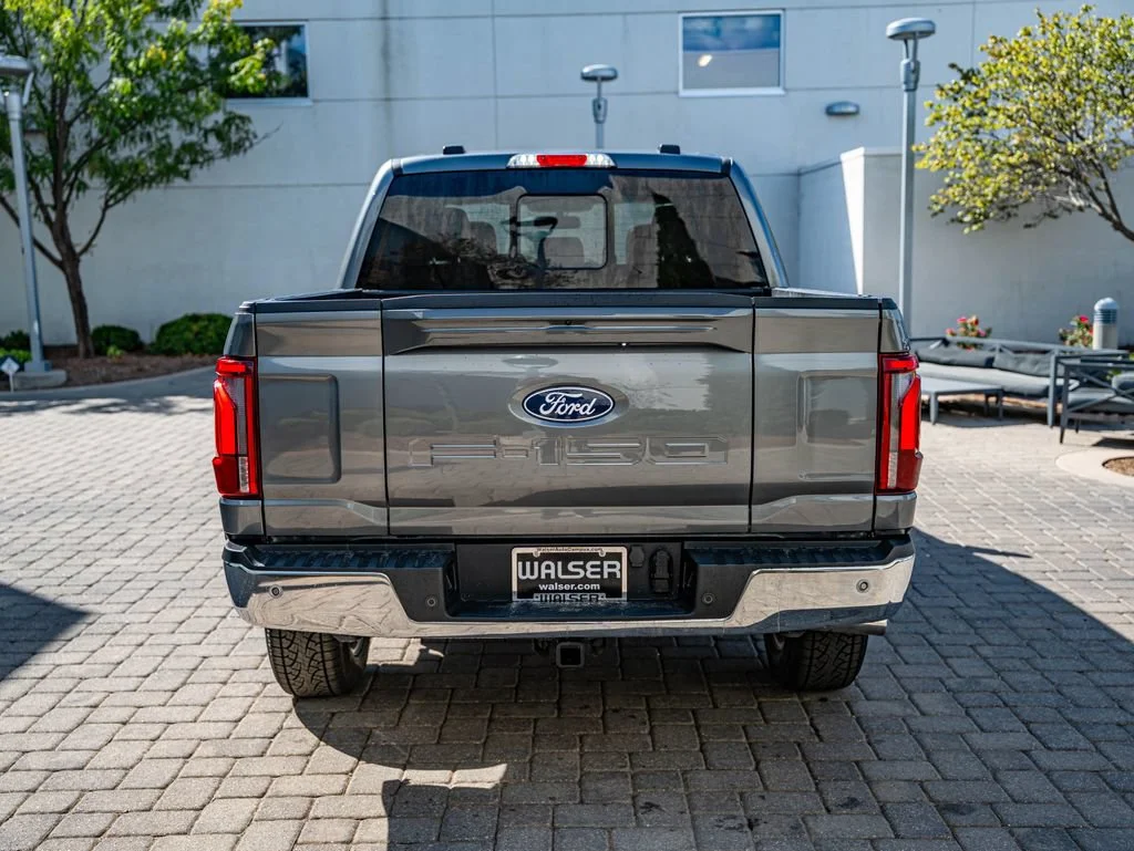 Used 2024 Gray Ford Lariat image 6