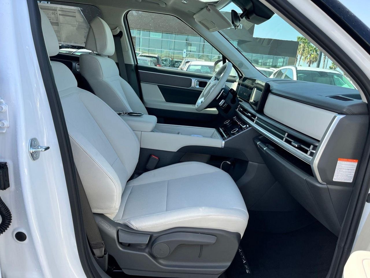 New 2027 White Hyundai SE image 21
