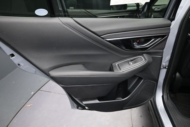 Used 2024 Ice Silver Metallic Subaru Limited image 28