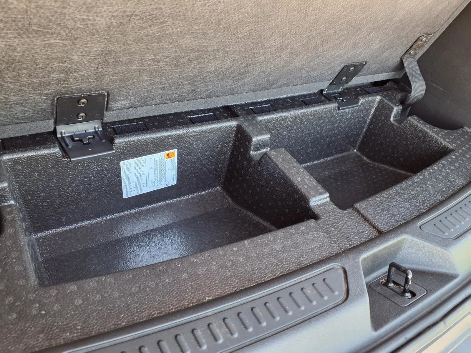 2023 GMC Acadia SLT - Photo 35