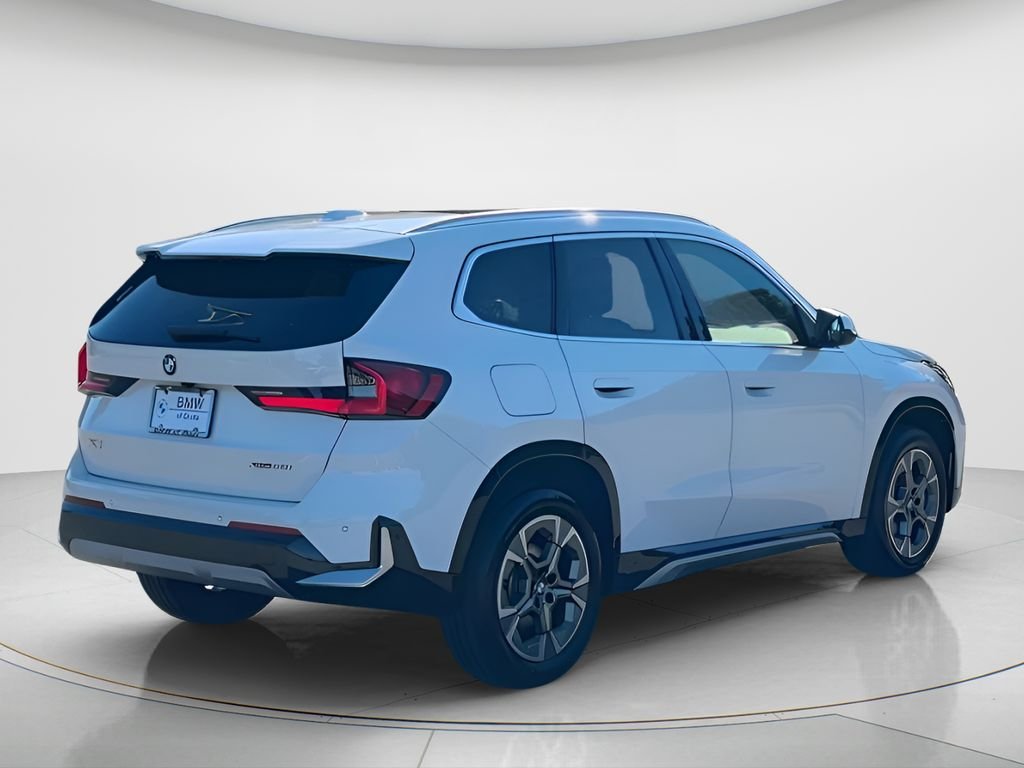 Certified Used 2026 Alpine White BMW xDrive28i image 6