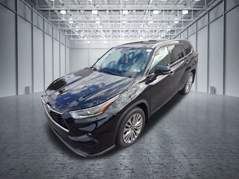 Used 2022 Black Toyota Platinum image 12