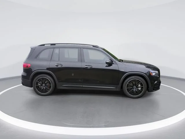 Used 2025  Mercedes-Benz GLB 35 AMG® image 9