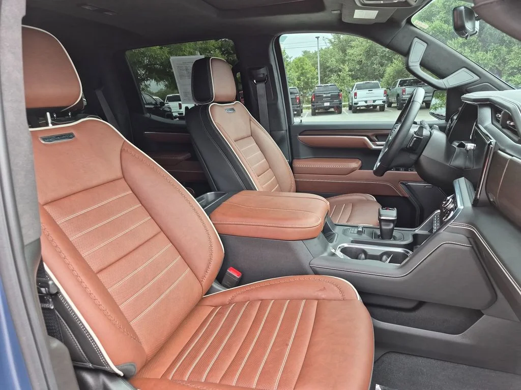 Used 2025 Blue GMC Denali Ultimate image 41