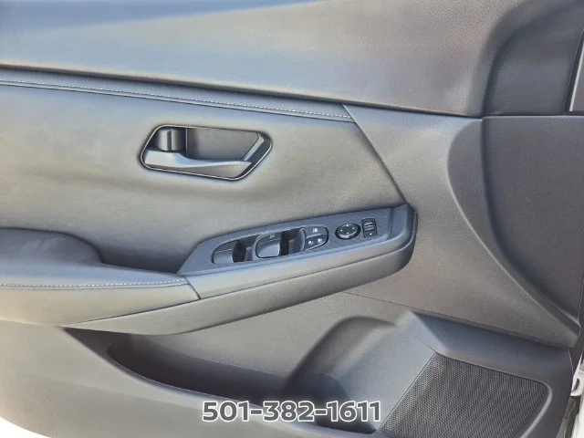 Used 2024 White Nissan S image 27