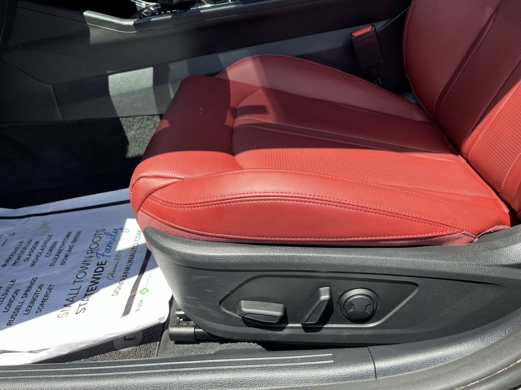 2025 Kia K5 GT-Line - Photo 18