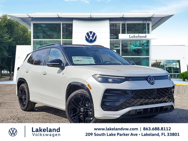 2026 Volkswagen Tiguan 2.0T SE R-Line Black