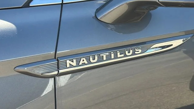 2023 Lincoln Nautilus Reserve - Photo 12