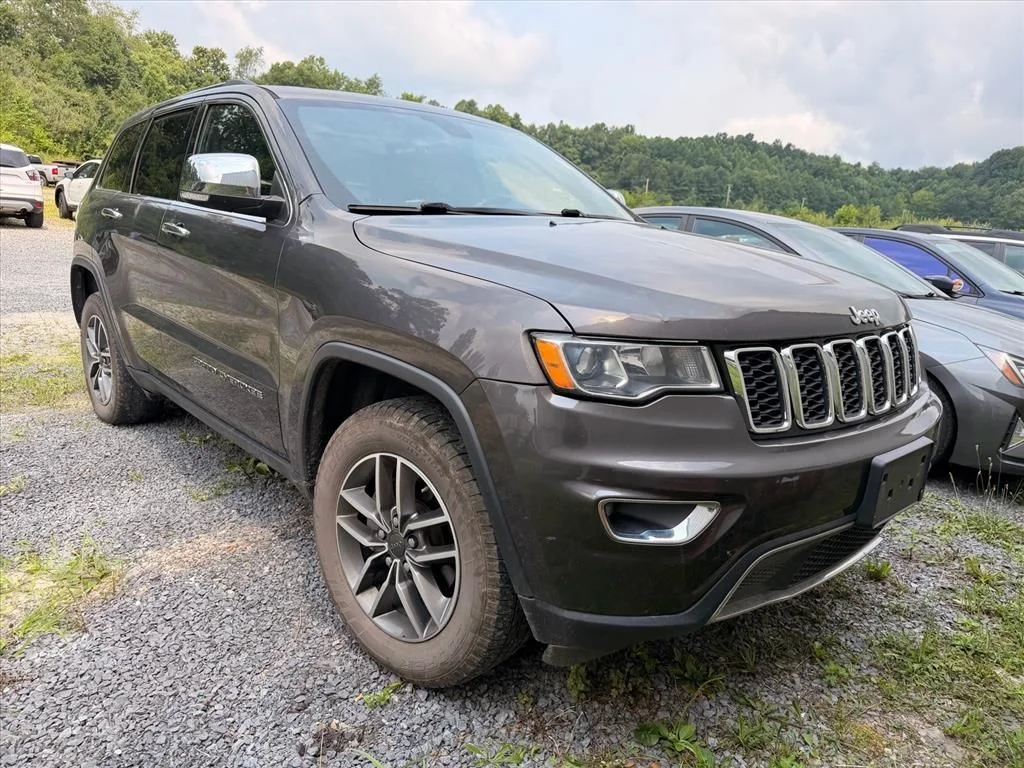 Used 2020 Gray Jeep Limited image 6