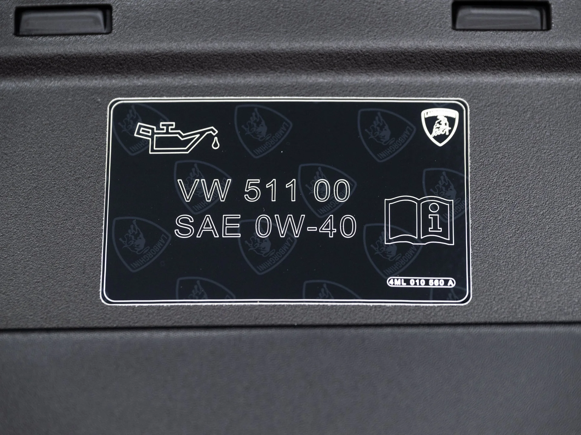 Used 2025  Lamborghini SE image 105