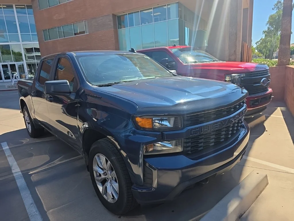 Certified Used 2020 Blue Chevrolet Custom image 2